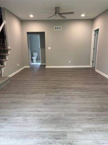 840 E Ovid Avenue, Des Moines, IA 50316