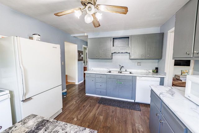 1412 Craig Avenue, Janesville, WI 53546