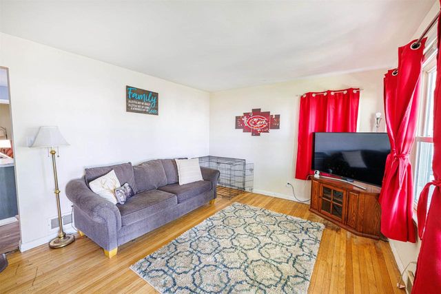 1412 Craig Avenue, Janesville, WI 53546