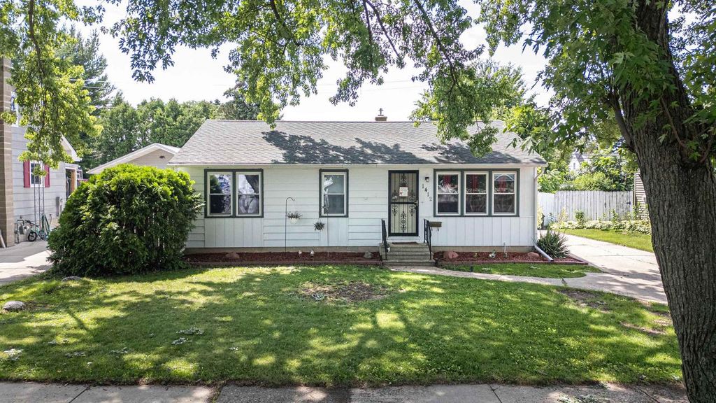 1412 Craig Avenue, Janesville, WI 53546