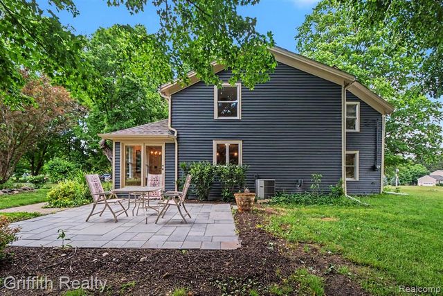 3970 Van Amberg Road, Brighton, MI 48114