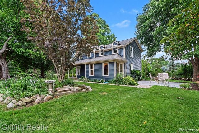 3970 Van Amberg Road, Brighton, MI 48114