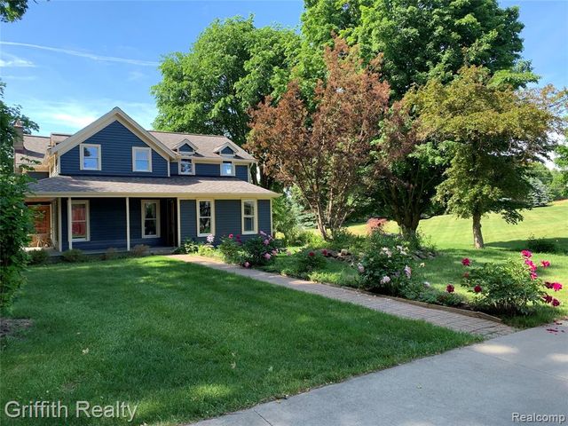 3970 Van Amberg Road, Brighton, MI 48114