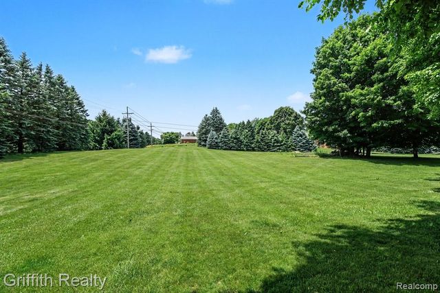 3970 Van Amberg Road, Brighton, MI 48114