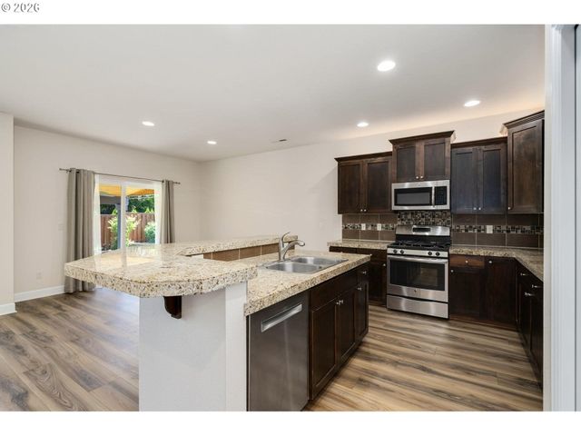 2545 WINDSTREAM St, Forest Grove, OR 97116