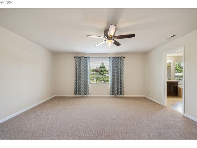 2545 WINDSTREAM St, Forest Grove, OR 97116