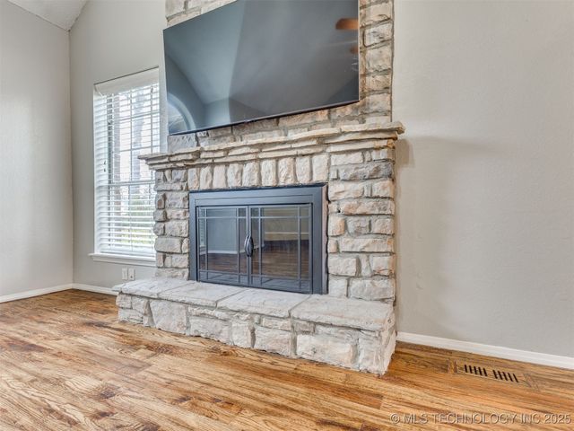 3713 S 71st West Avenue, Tulsa, OK 74107