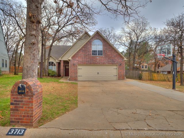 3713 S 71st West Avenue, Tulsa, OK 74107