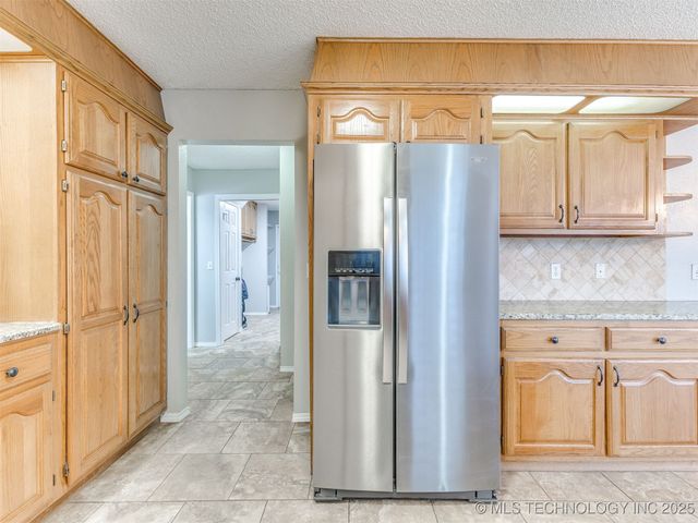 3713 S 71st West Avenue, Tulsa, OK 74107