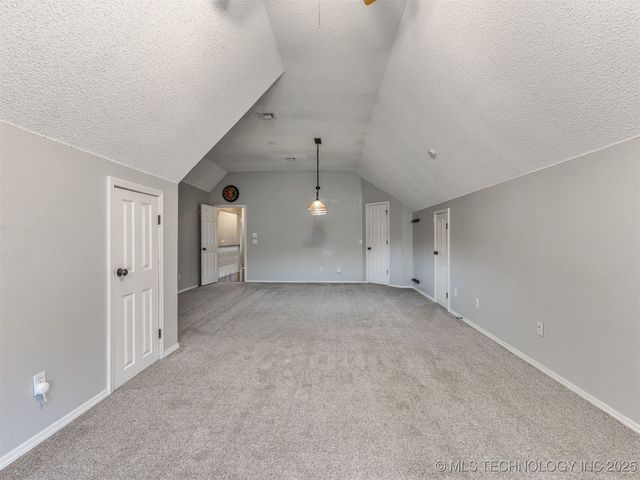 3713 S 71st West Avenue, Tulsa, OK 74107