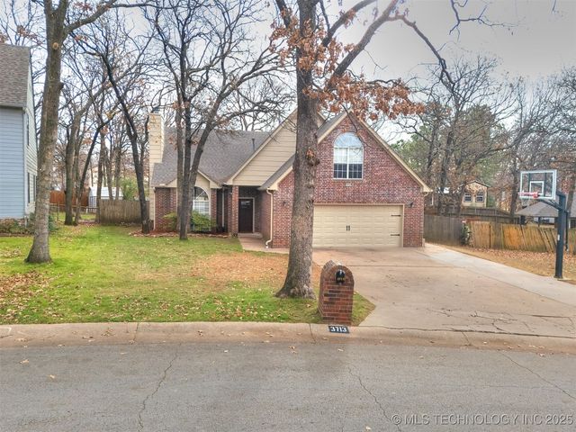 3713 S 71st West Avenue, Tulsa, OK 74107