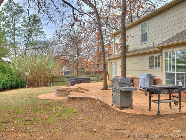 3713 S 71st West Avenue, Tulsa, OK 74107