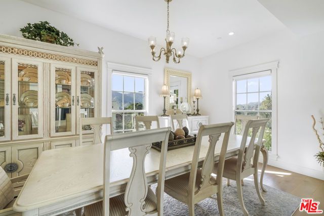 25603 Monte Nido Drive, Calabasas, CA 91302