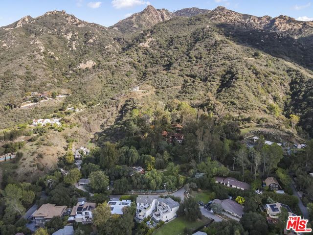 25603 Monte Nido Drive, Calabasas, CA 91302