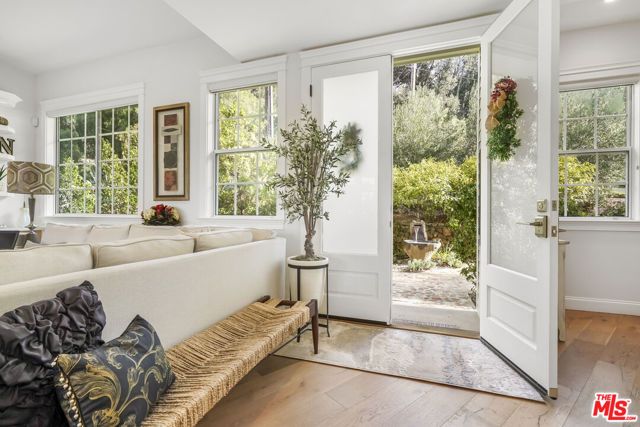 25603 Monte Nido Drive, Calabasas, CA 91302