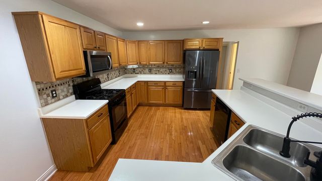 2263 Bluegrama Drive, Burlington, KY 41005