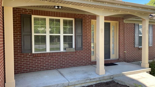 2263 Bluegrama Drive, Burlington, KY 41005