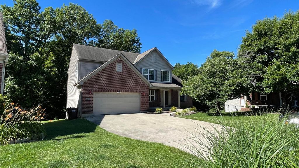 2263 Bluegrama Drive, Burlington, KY 41005