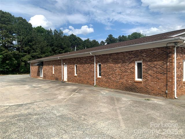 2530 W Roosevelt Boulevard B, Monroe, NC 28110