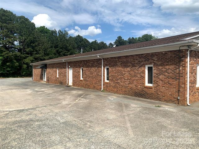 2530 W Roosevelt Boulevard B, Monroe, NC 28110