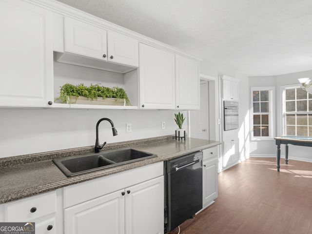 681 Whitfield Walk, Zebulon, GA 30295