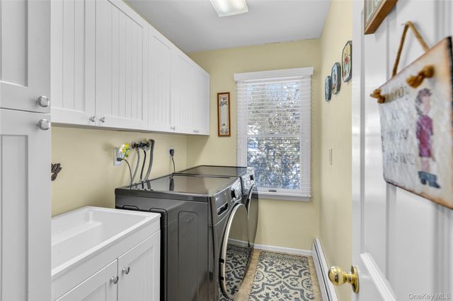 251 Vineyard Road, Huntington Bay, NY 11743