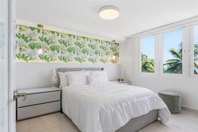 3409 AVE. ISLA VERDE 404, Carolina, PR 00979