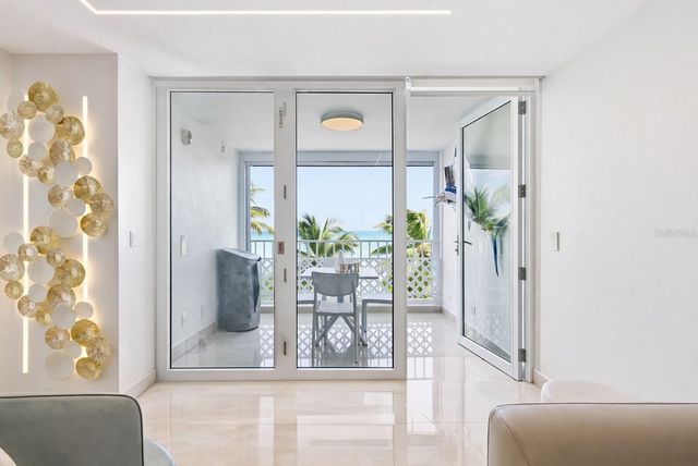 3409 AVE. ISLA VERDE 404, Carolina, PR 00979