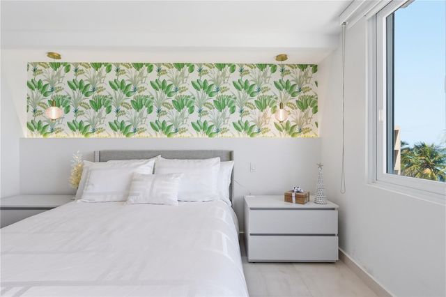 3409 AVE. ISLA VERDE 404, Carolina, PR 00979