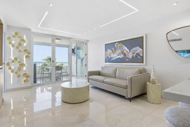 3409 AVE. ISLA VERDE 404, Carolina, PR 00979