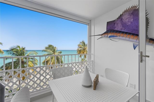 3409 AVE. ISLA VERDE 404, Carolina, PR 00979