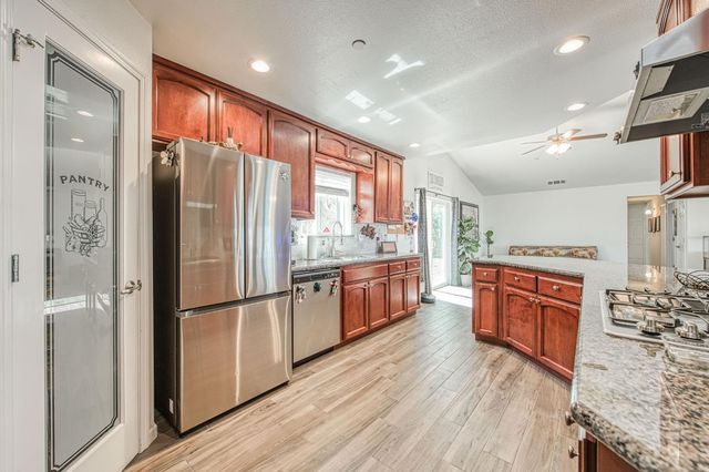 36060 Cressman Road, Shaver Lake, CA 93664