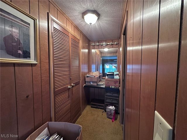 735 Bramblewood Heights Road, Marietta, OH 45750