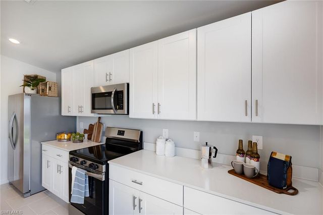 2506 27th ST SW, Lehigh Acres, FL 33976