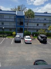 3040 Holiday Springs Boulevard 311, Margate, FL 33063