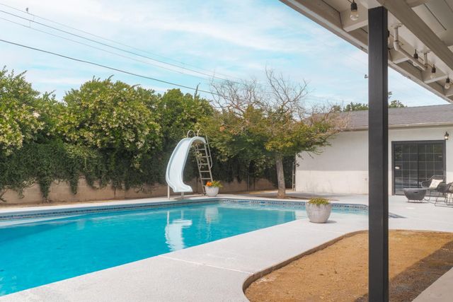 5739 N Pleasant Avenue, Fresno, CA 93711