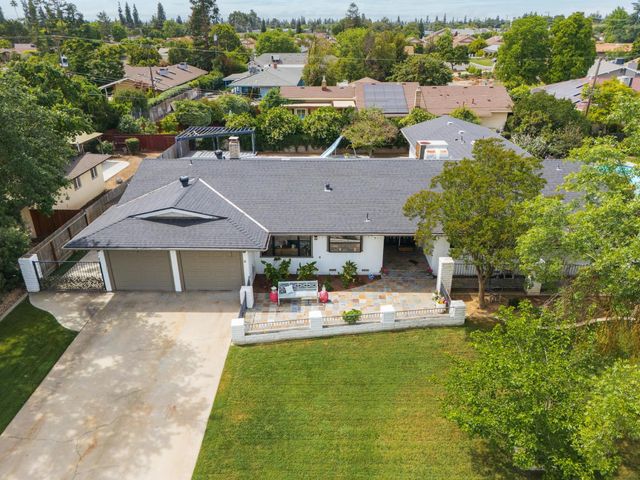 5739 N Pleasant Avenue, Fresno, CA 93711
