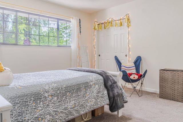 5739 N Pleasant Avenue, Fresno, CA 93711