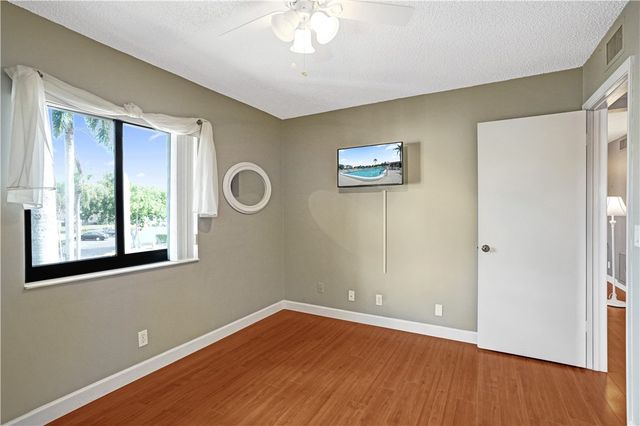 426 Pine Glen Lane D-2, Green Acres, FL 33463