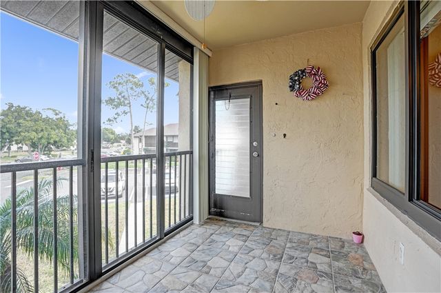 426 Pine Glen Lane D-2, Green Acres, FL 33463