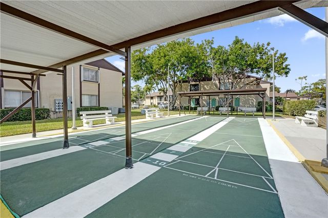 426 Pine Glen Lane D-2, Green Acres, FL 33463