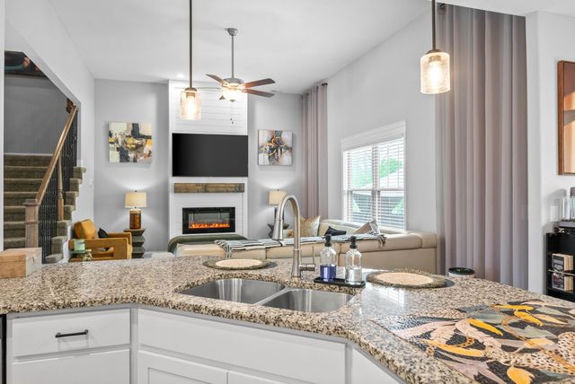 741 Buffalo Ford Dr, Clarksville, TN 37042