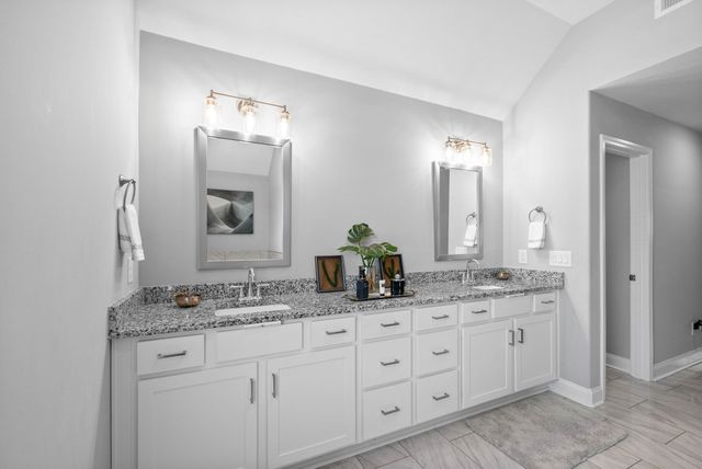 741 Buffalo Ford Dr, Clarksville, TN 37042
