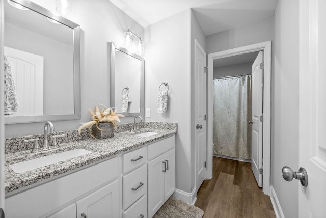 741 Buffalo Ford Dr, Clarksville, TN 37042