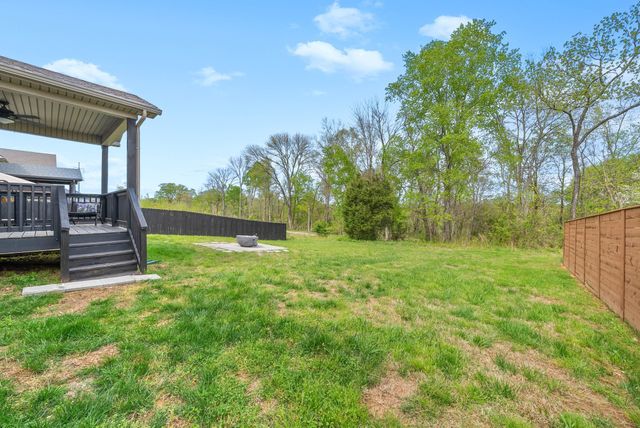 741 Buffalo Ford Dr, Clarksville, TN 37042