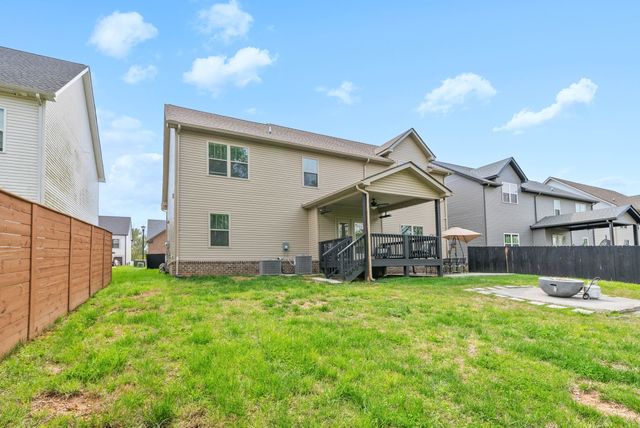741 Buffalo Ford Dr, Clarksville, TN 37042