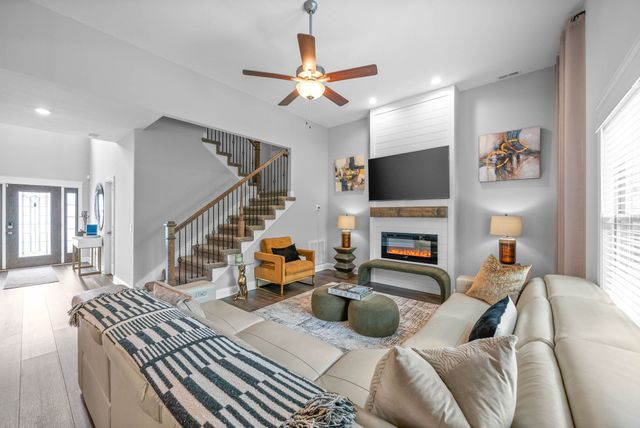 741 Buffalo Ford Dr, Clarksville, TN 37042