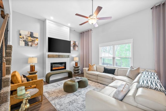 741 Buffalo Ford Dr, Clarksville, TN 37042