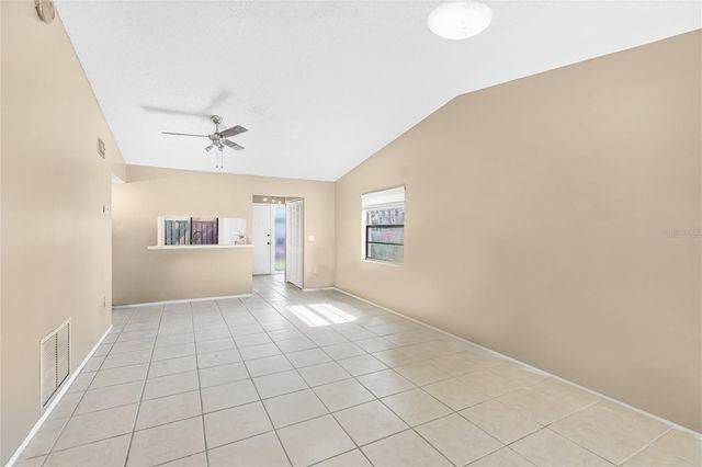 5683 SUMMERSIDE LANE 25A, Sarasota, FL 34231
