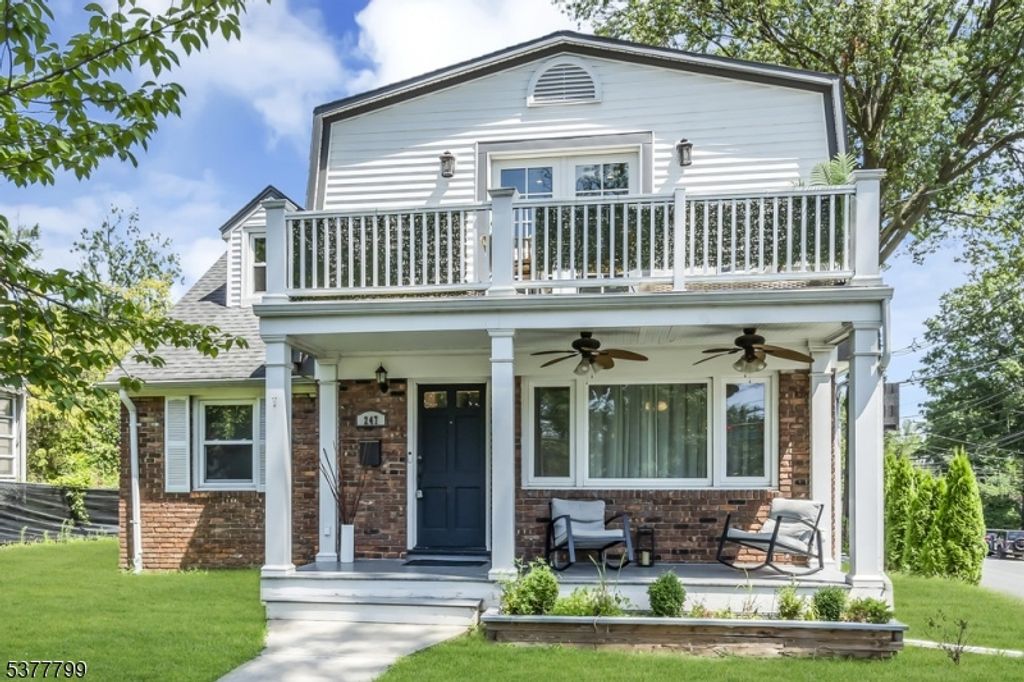 247 Walnut Ave, Cranford Twp., NJ 07016